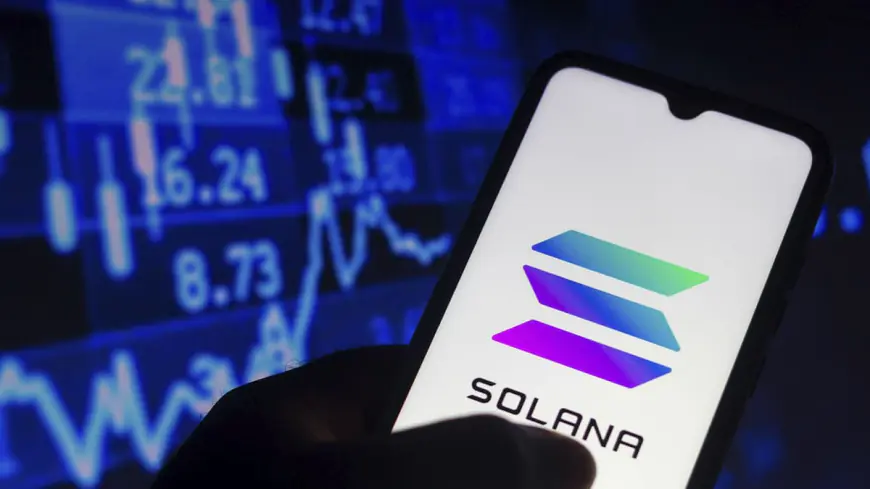 Solana Mobile’s Saga Smartphone Sells Out, Sets Stage for a Third Device