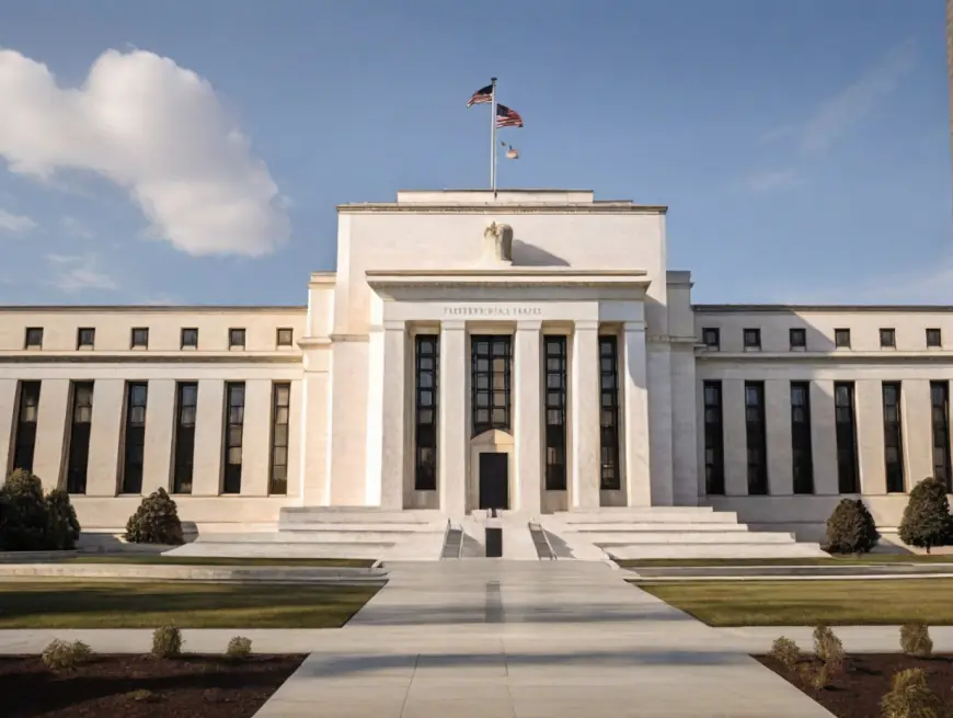 Federal Reserve CEO Critiques Bitcoin, Sparks Debate