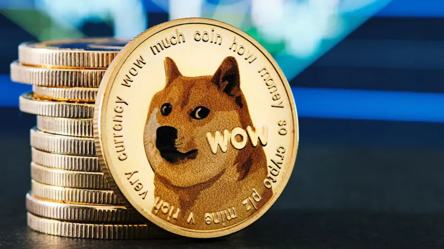 Crypto Analyst: Dogecoin and Solana Reach Critical Juncture, Make-It-or-Break-It Levels Approaching