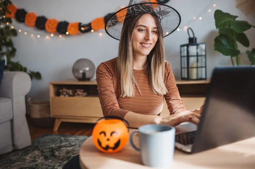 15 Comfy Halloween Costume Ideas