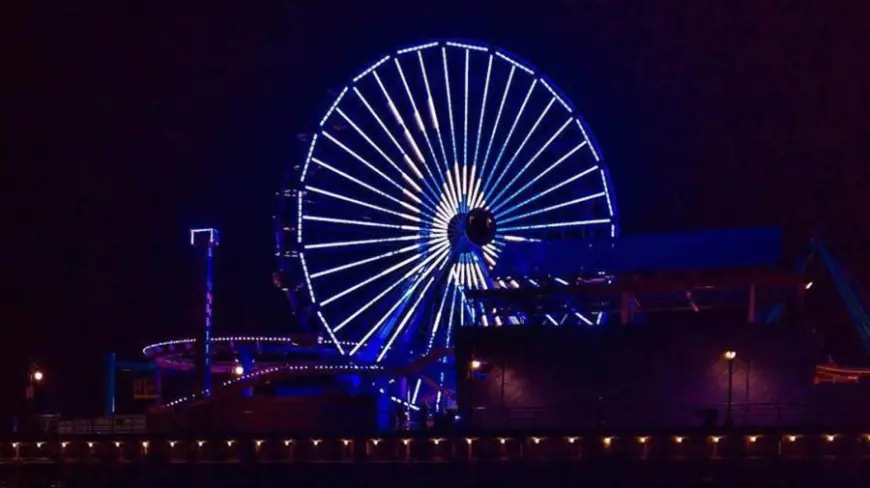 Santa Monica Ferris wheel to light up in support of Dodgers World Series push