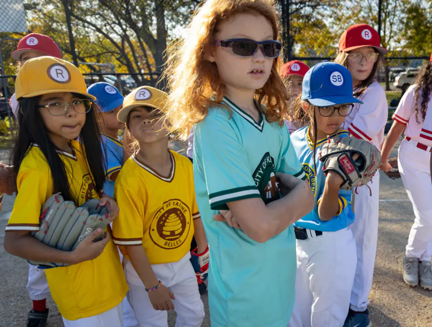 Warren Park’s all-girls baseball league aspires to keep girls in the male-dominated sport