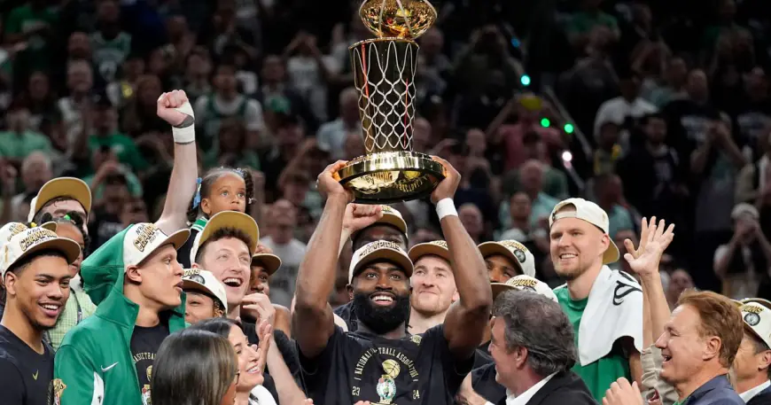 Celtics celebrate their 18th NBA title with banner-raising and ring ceremony