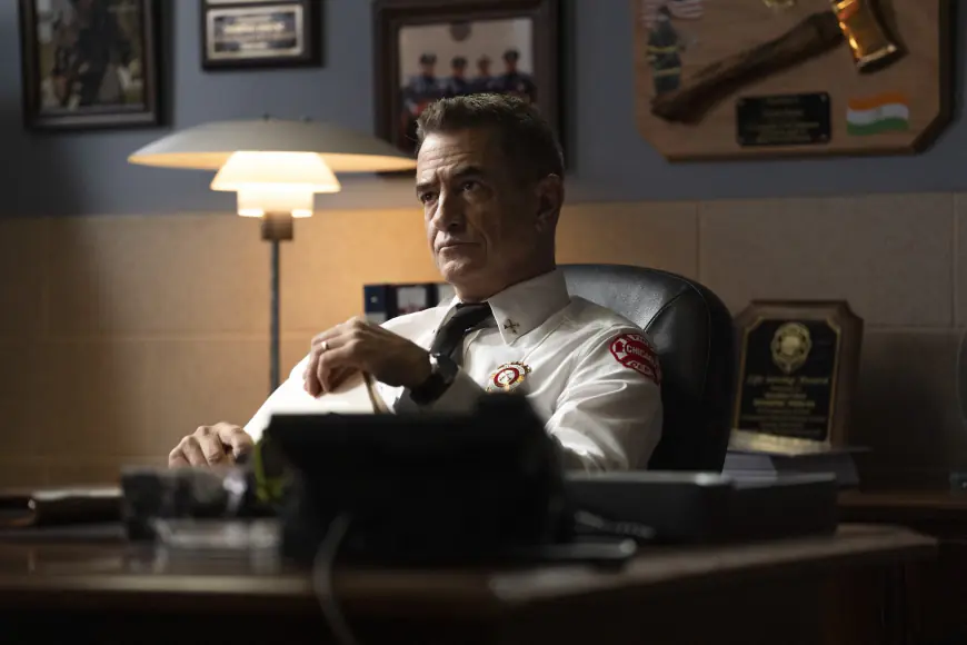 Dermot Mulroney Says New 'Chicago Fire' Challenges Pascal, Ritter and Novak