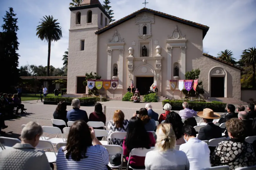 Santa Clara University violated federal law by only accepting Black applicants: lawsuit