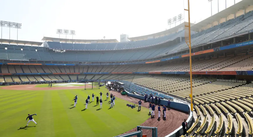 An LA local's guide to Dodger Stadium for New Yorkers who need help