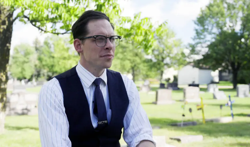 33-year-old mortician doesn't fear death and is ‘wildly happy' earning $87,000 a year: I haven't ‘gone home sad a single day'