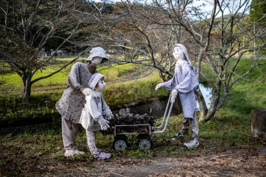 Japanese village struggling with low population creates life-sized dolls to mimic feeling of bustling society