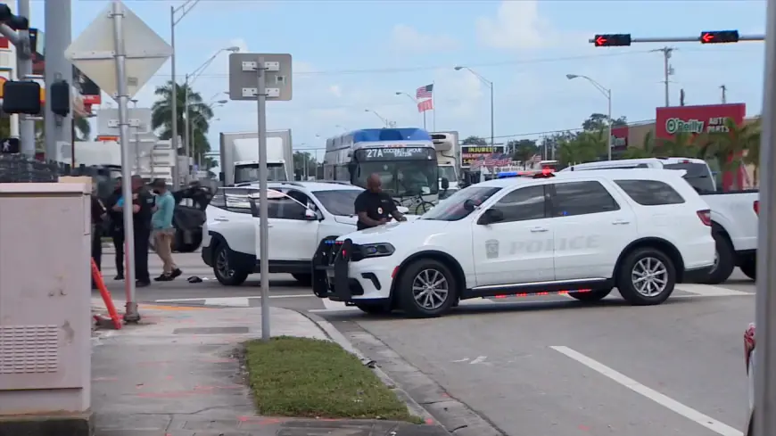 1 detained, 2 on the loose following a vehicle accident in Northwest Miami-Dade