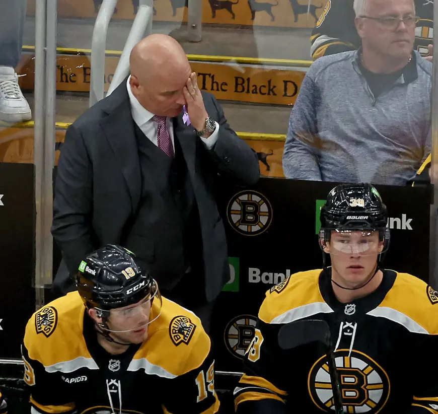 Bruins blanked by Flyers, 2-0