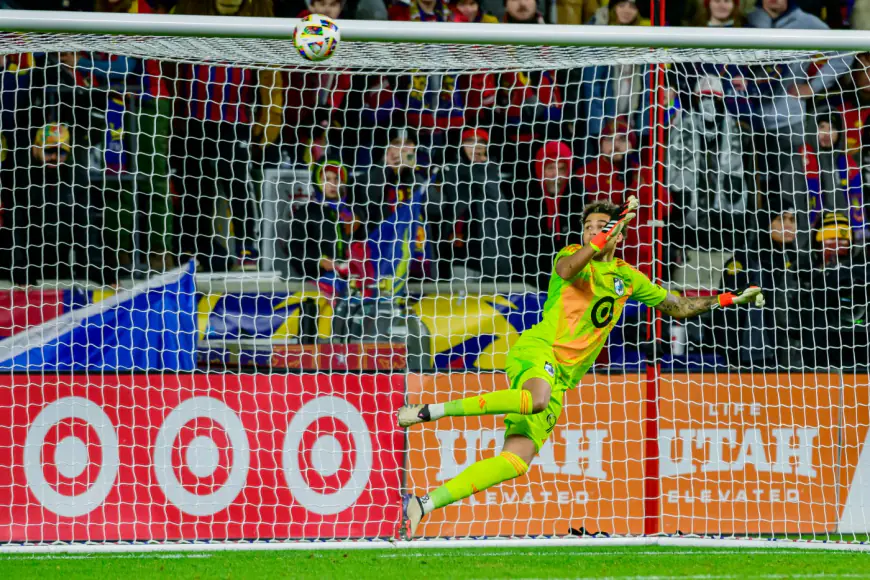 Loons goalkeeper Dayne St. Clair uses dark arts during penalty kicks in MLS Cup Playoffs