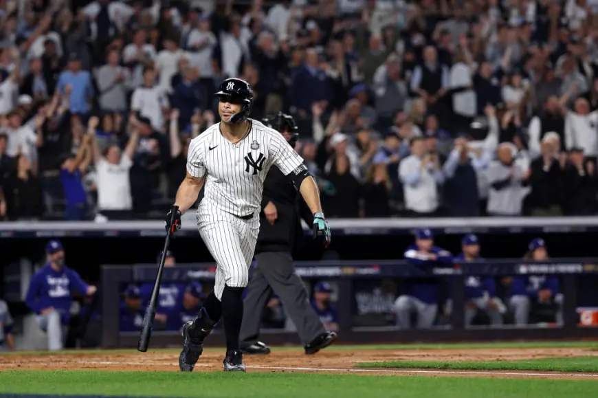 Aaron Boone’s priceless reaction to Giancarlo Stanton’s historic World Series homer