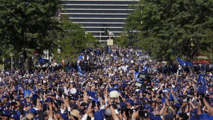 Dodger fans put Metro through its paces ahead of parade