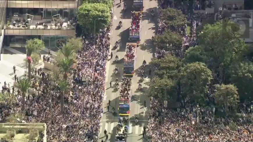 Live coverage: Dodgers World Series Championship parade, rally