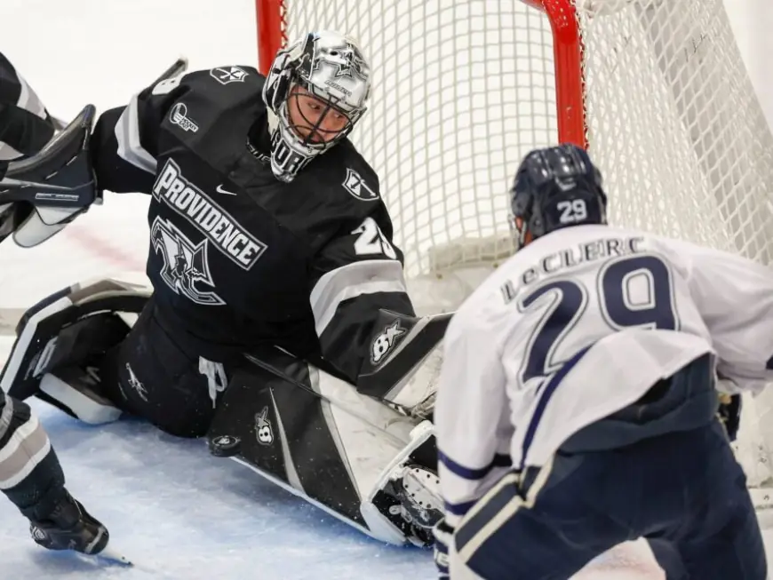 Two-man goalie rotation is a winning combination for Providence men’s hockey