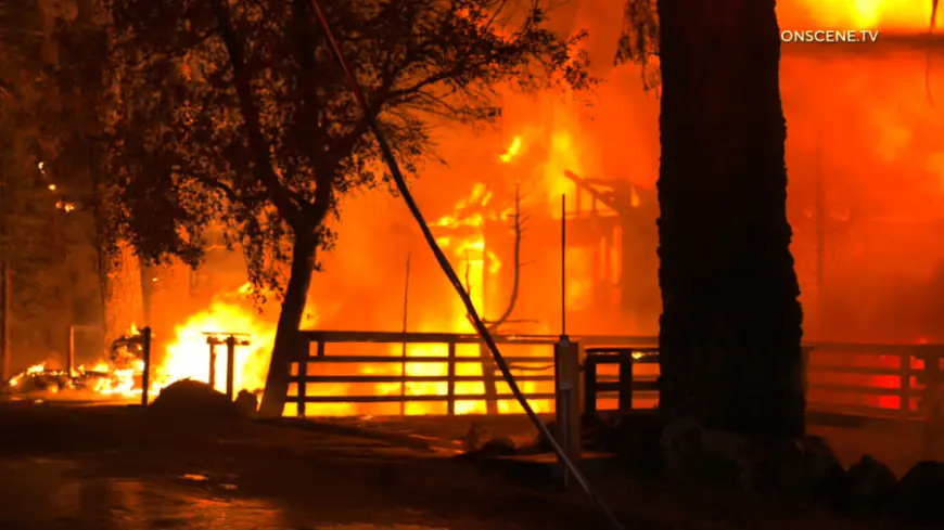 Massive blaze leaves homes in San Bernardino Co. Mountains in ruins