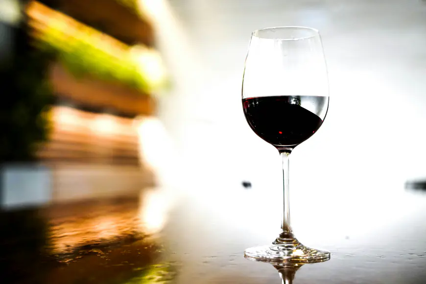 The Best Wine Glasses for Every Type of Vino, According to the Experts