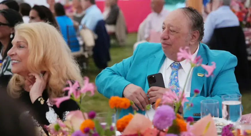 Extra Extra: President Catsimatidis (of Greece)?