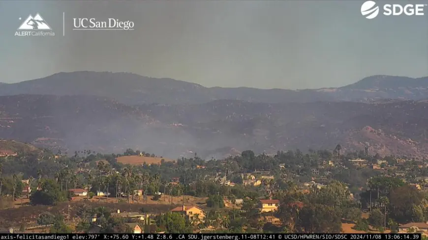 Fire crews making 'good progress' on brush fire in Escondido