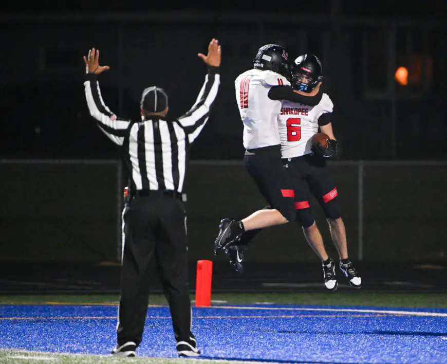 High school football: Shakopee runs past Mounds View in 6A quarterfinal