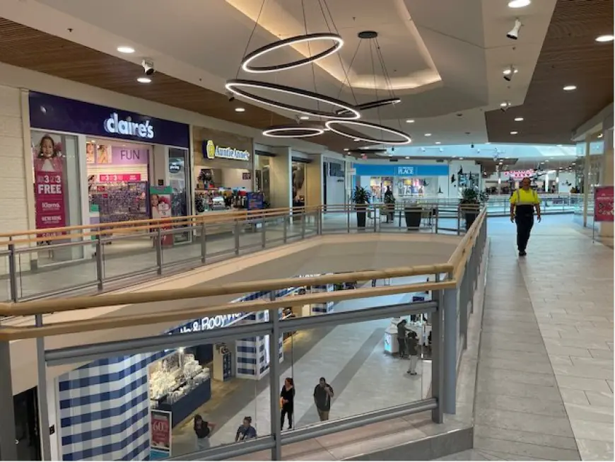 Suburban Chicago mall has new look after $9M in renovations