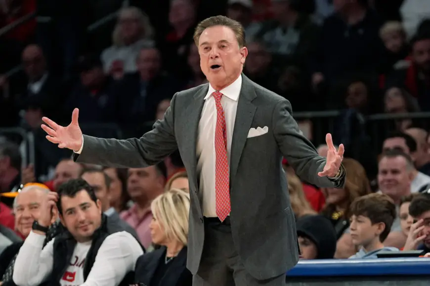 Rick Pitino bests son Richard Pitino as St. John’s passes first true test of season with win over New Mexico