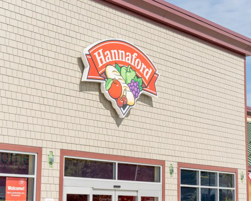 Hannaford's website, to-go ordering back online