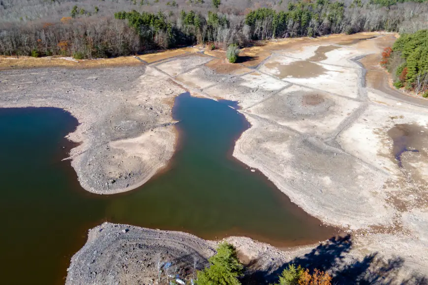 NYC placed under drought warning as reservoirs dry up, fire risk high