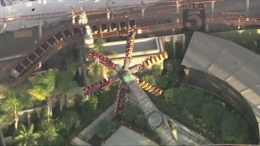 VIDEO: California theme park riders suspended in air for over 2 hours