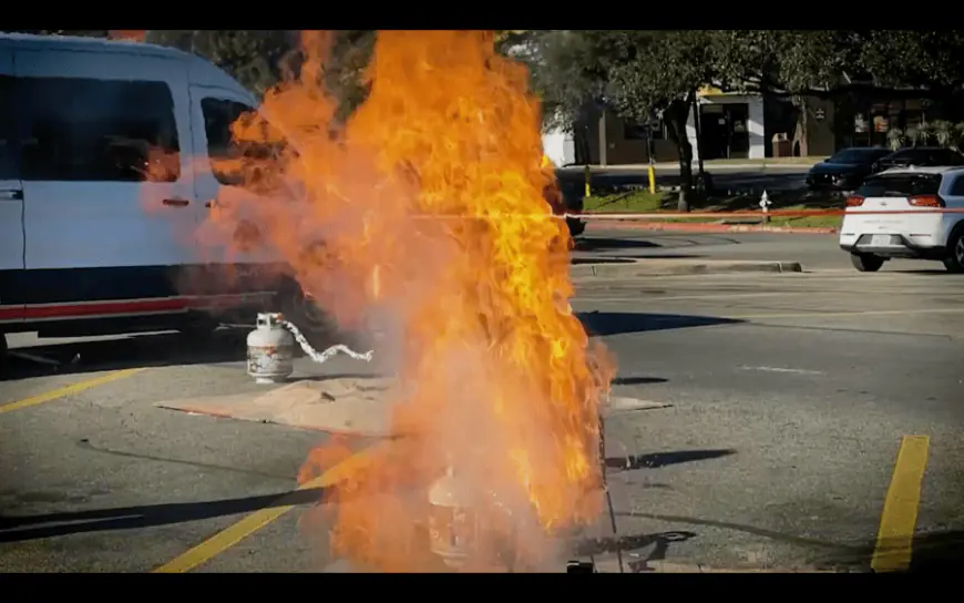 Video: AFD hosts Thanksgiving turkey fry safety demonstration