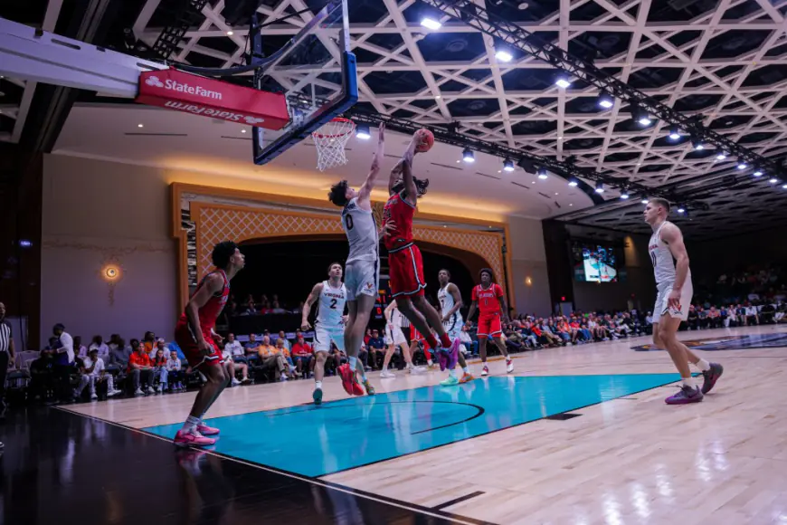 St. John’s fans have Zuby Ejiofor’s back after big free-throw misses: ‘Warm inside’