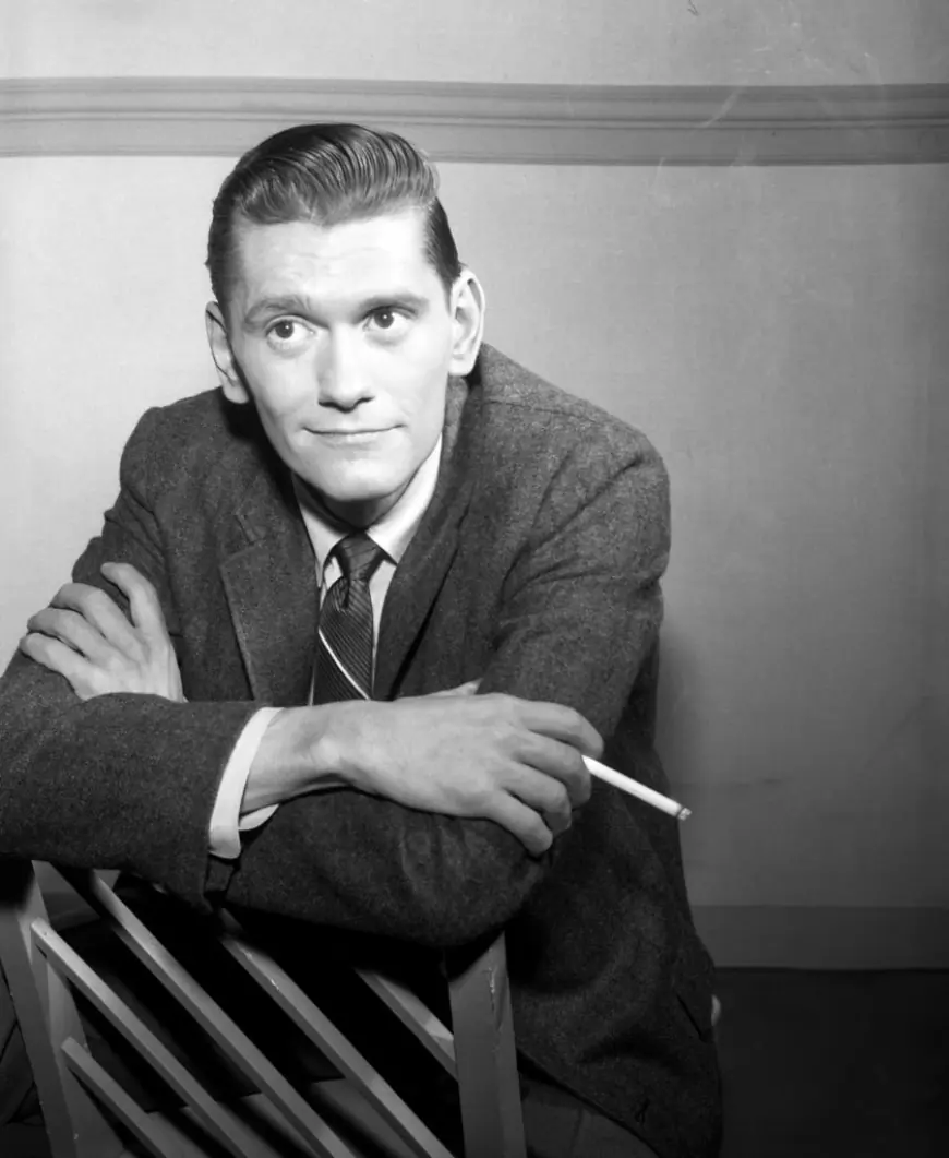 ‘Bewitched’ star Dick York was ‘financially destitute’ after horror on-set injury: author