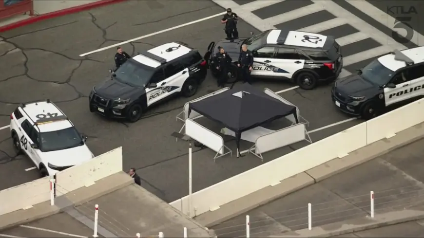 Police investigate death at Burbank airport 