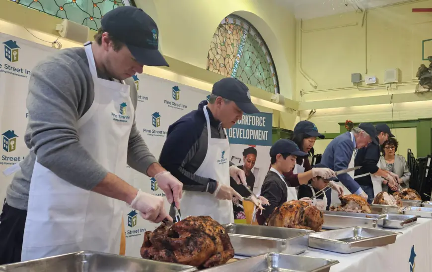 Charlie McAvoy delivers pies, Mayor Wu showcases turkey carving skills at Pine Street Inn