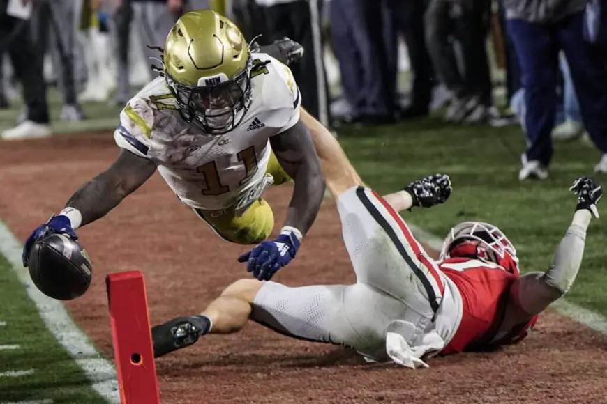 Epic! No. 6 Georgia rallies to beat Ga Tech 44-42 in 8 overtimes, bolsters playoff hopes