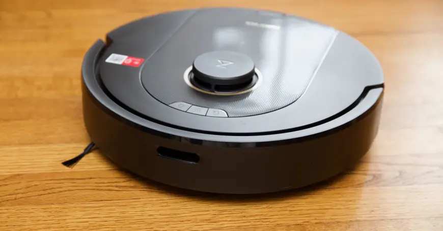 The best Black Friday robot vacuum deals from iRobot, Roborock, and more