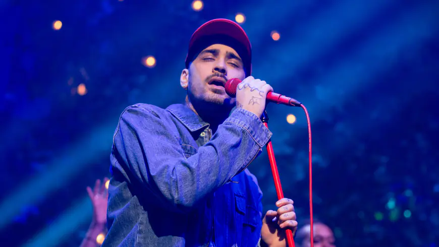 Zayn Malik Honors Liam Payne At Concert In Late 1D Mate’s Hometown: “I Hope You’re Seeing This”