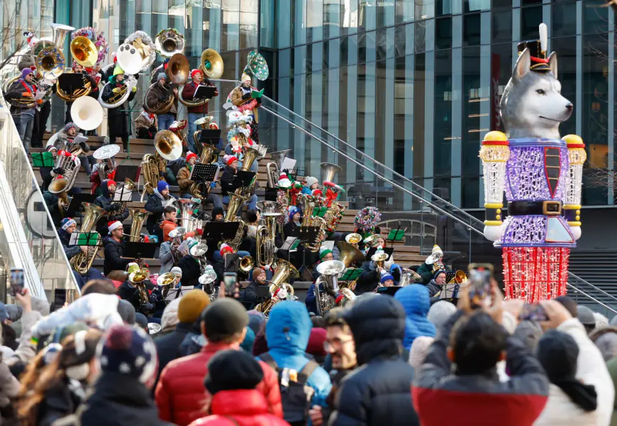 Tuba-rrific time in downtown Boston: Photos of the holiday tradition