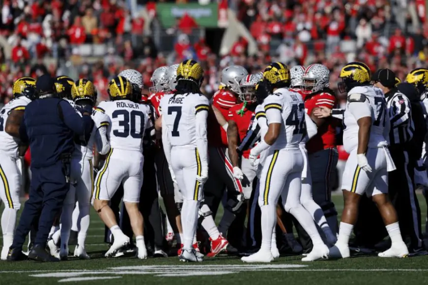 Ohio State, Michigan players involved in melee after Buckeyes loss, multiple people pepper sprayed