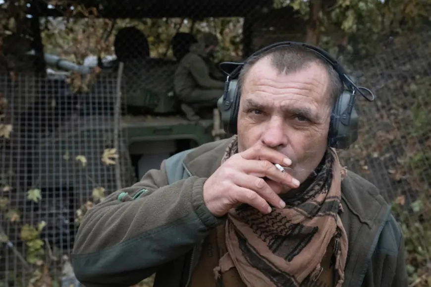 Tens of thousands of Ukrainian soldiers have deserted, hampering battle plans