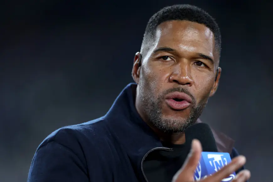 LEONARD GREENE: Unnecessary roughness over Michael Strahan’s national anthem flap