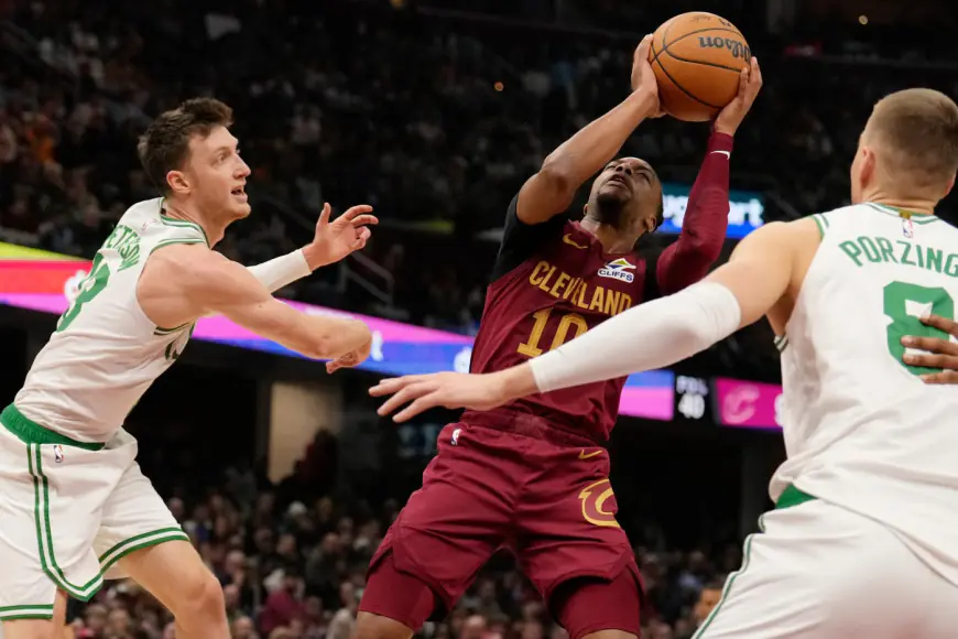 Shorthanded Celtics can’t close out Cavs as win streak ends in Cleveland