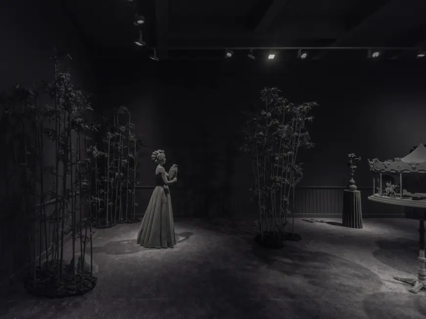 At Templon, Hans Op de Beeck Turns the Ordinary into Something Transcendental