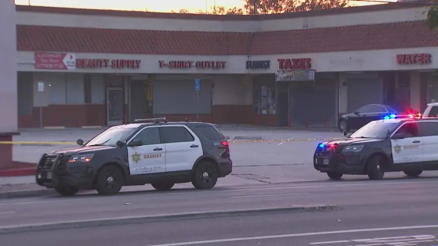 Man, woman killed in double shooting at Compton strip mall