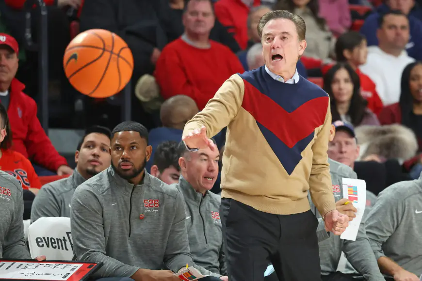 Rick Pitino made sure Lou Carnesecca’s sweater magic worked one final time