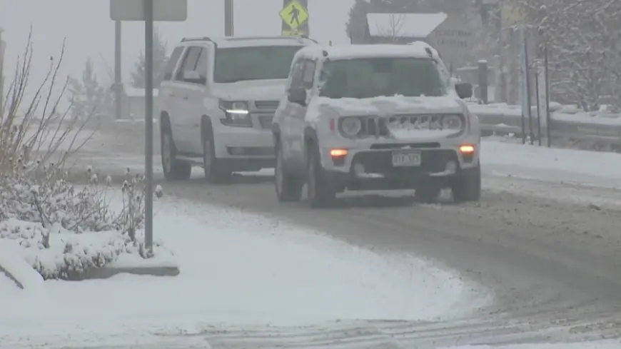 Road conditions, closures amid snowfall Monday evening