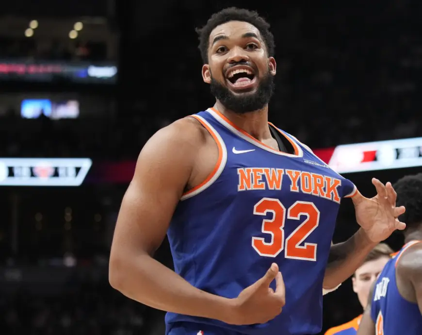 Knicks’ Karl-Anthony Towns continues to dominate glass after missing game with knee issue