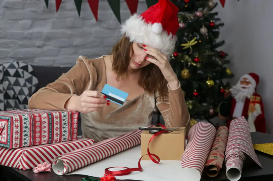 Millennials rely on credit cards at record rate during 2024 holiday season: study