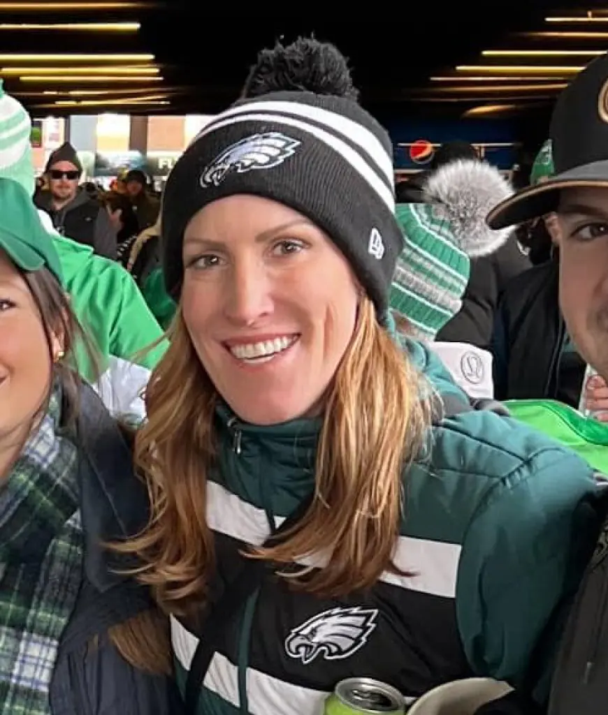 Eagles fan looking for guy who dropped compliment, then drove off