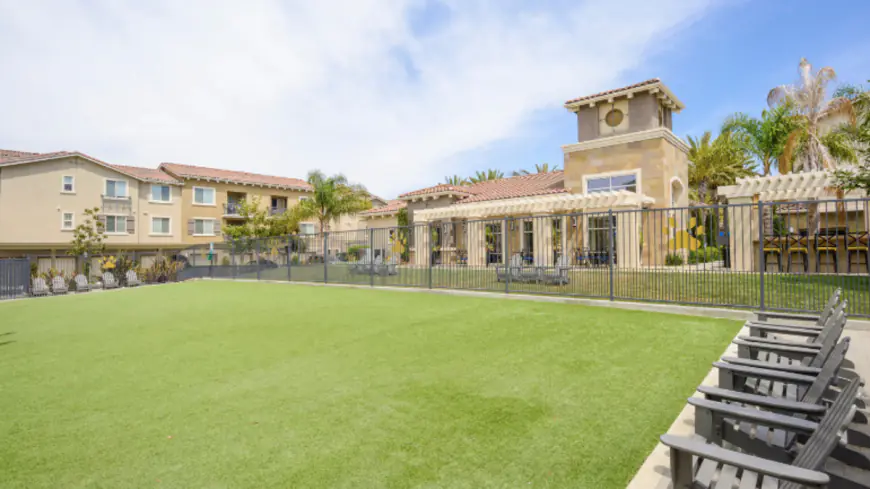 Large Vista Apartment Complex Built in 2015 Sells for $185 Million